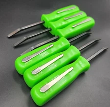 🟢🏠 6-Piece Green Pocket Prybar Set - Empower Your DIY Adventures! 🛠️🔧