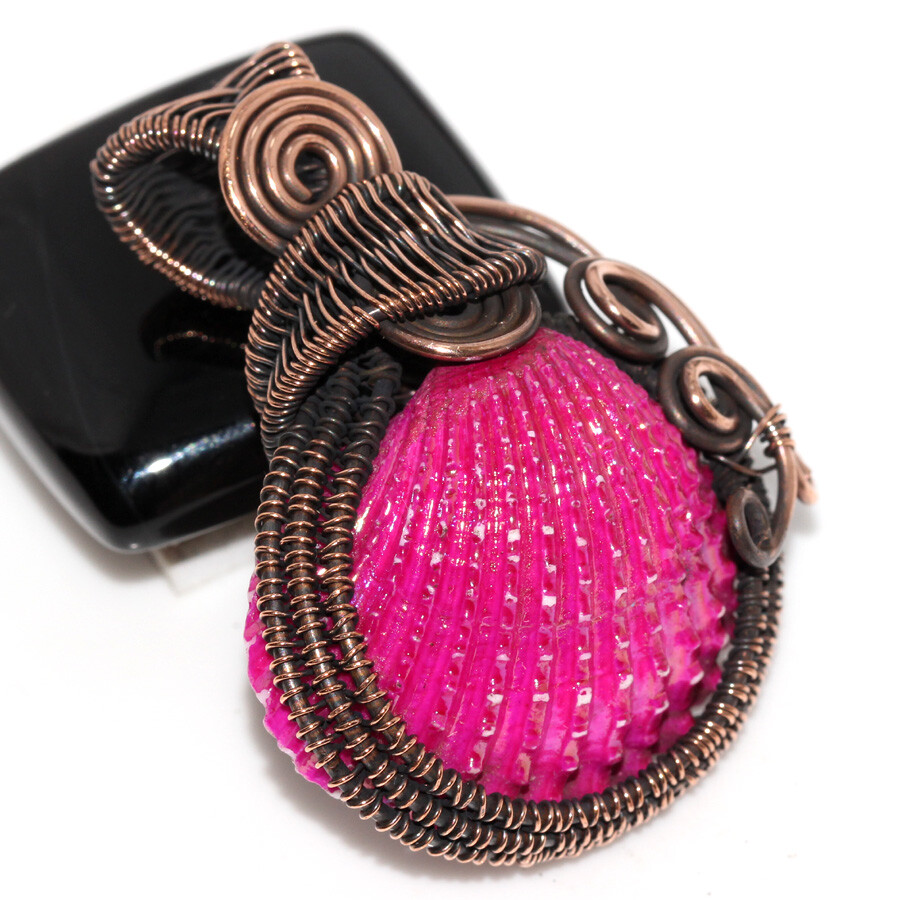Pink Titanium Shell Copper Wire-Wrapped Pendant 2