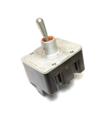 APEM 637H/2 637H/2 Interruttore a levetta 250 V/AC 10 A 1x (On) / Off / (On) Momentaneo / 0 APEM 637H/2 637H/2 Interruttore a levetta 250 V/AC 10 A 1x (On) / Off / (On) Momentaneo / 0