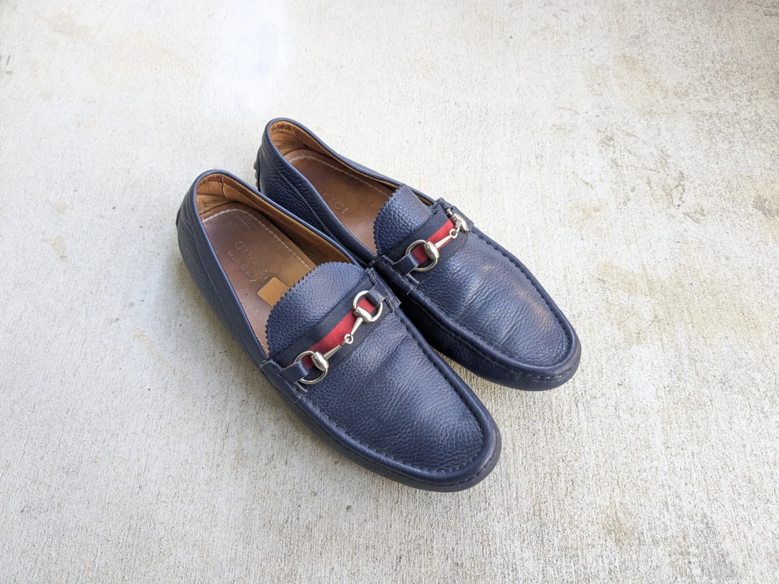 Mocassins de conduite Gucci Horsebit bleu marine homme 9,5 chaussures en cuir à enfiler Italie