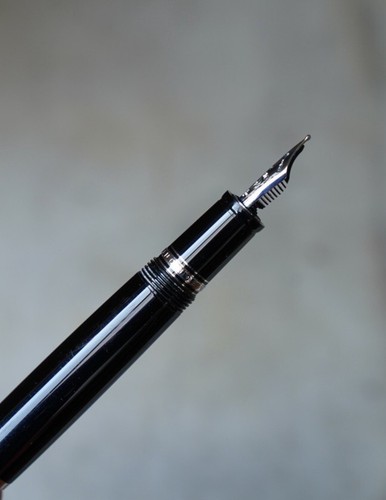Splendido Penna Stilo MONTBLANC Boheme Finitura Platino - Oro Massiccio 18 CT - Foto 10 di 12