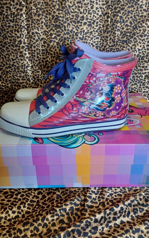 Ed Hardy, резиновый шнурует вверх дождя ботинки / Hi верхний sz.6 черепа, отличном состоянии - Изображение 3 из 4