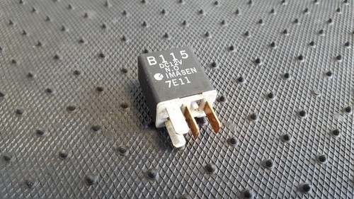 Relais Mazda B115 DC12V 4L24 4-PIN Imasen – Pièce Occasion En Bon état Pour Mazda 2 3 5 6 RX7 RX8 MPV
