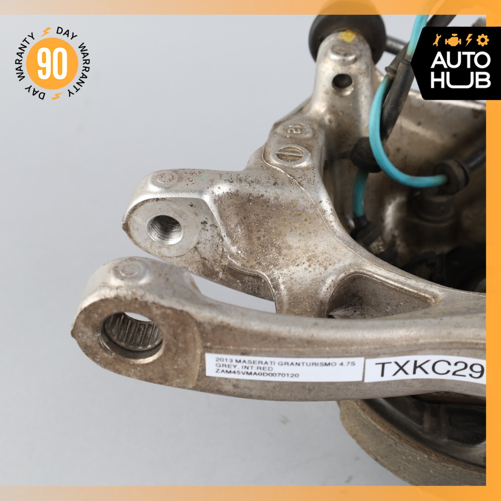 11-19 Maserati GranTurismo S M145 Rear Right Side Spindle Knuckle Hub OEM 28k