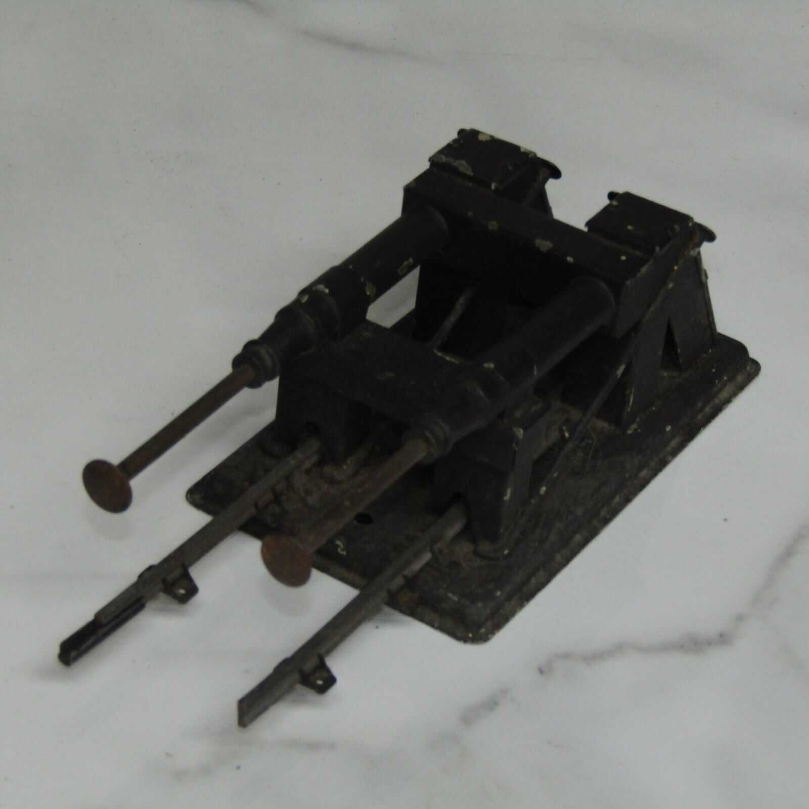 Picture 2 of 5