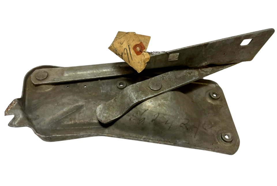 Bisagra capó izquierdo Plymouth Belvedere Savoy Plaza Fury 1955-1956 1624340 nuevo de stock Foto 2 de 4