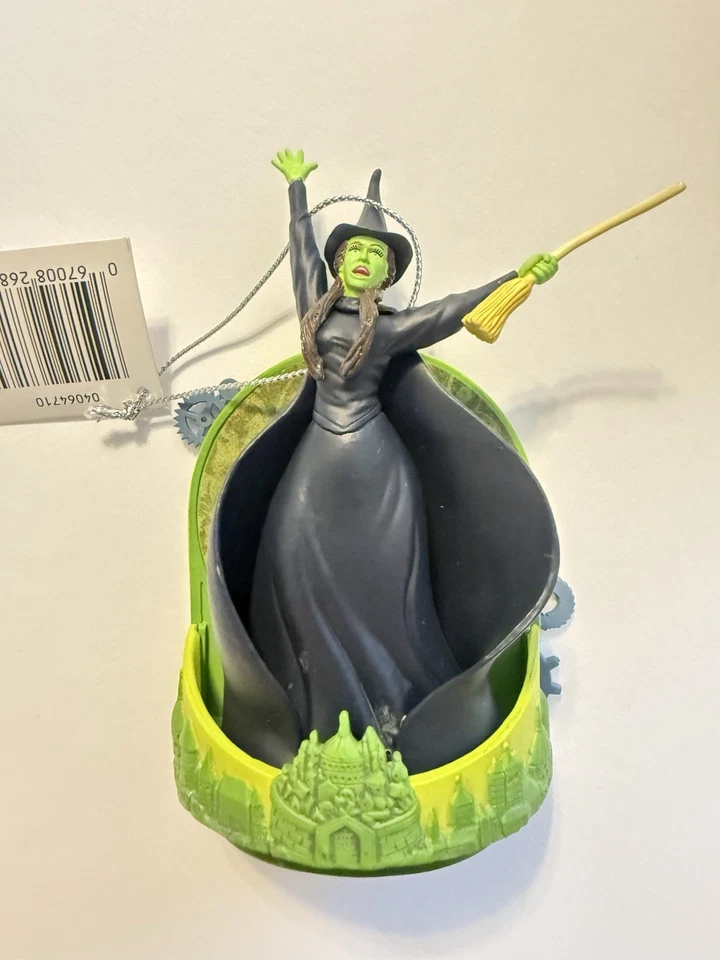 Wicked Carlton Card Christmas ornament plays Defying Gravity Hallmark 2010 - Image 4 of 4