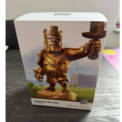 Supercell Dark Horse Deluxe Barbarian King Gold Statue 2018 Clash of Clans (OVP)