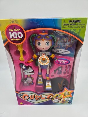 NIB 2002 Irwin Toys The Gurlz Doll Set   Franika & Tiko Over  100 Phrases