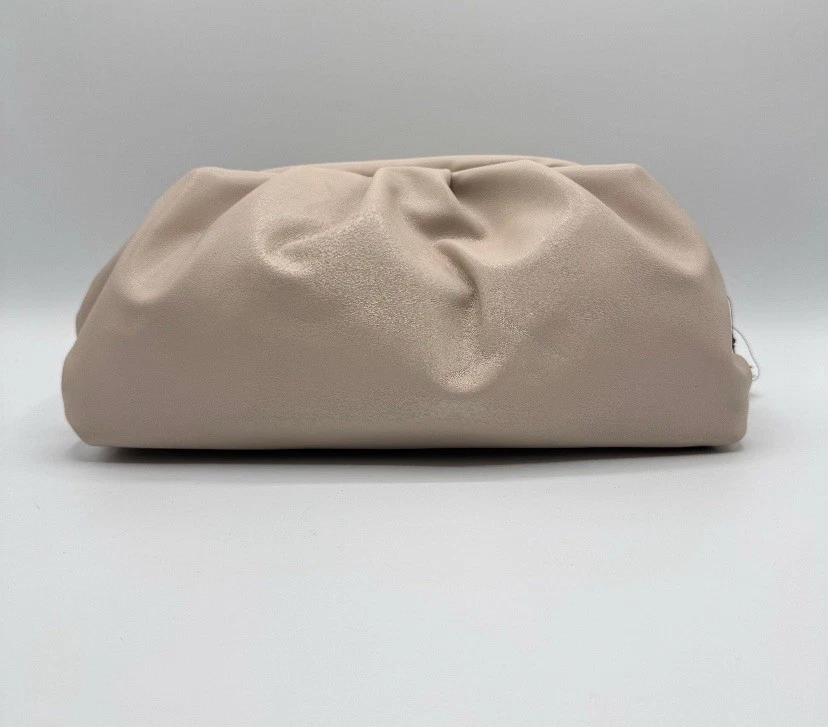 Bolso sin asas Badgley Mischka con marco de cuero vegano beige tostado crema nuevo con etiquetas Foto 2 de 2