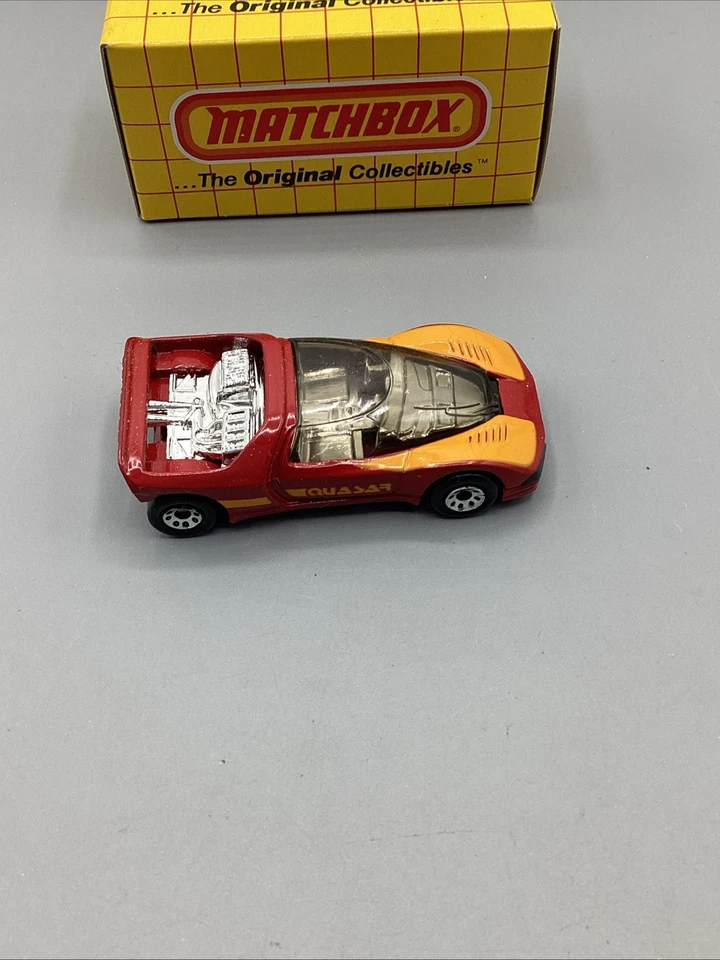 Nuevo de Lote Antiguo 1986 Matchbox MB 49 Ciruela/Púrpura Peugeot Quasar con Caja Rejilla Amarilla Original Foto 4 de 4
