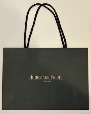 A set of 16 luxury stores paper shopping bags