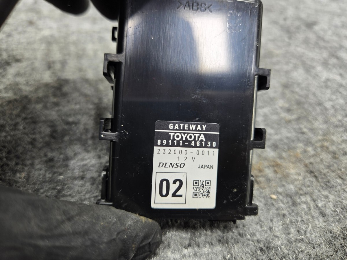 user_16d63c07② 2019 TOYOTA CAMRY HYBRID VEHICLE CONTROL MODULE 89981-06122