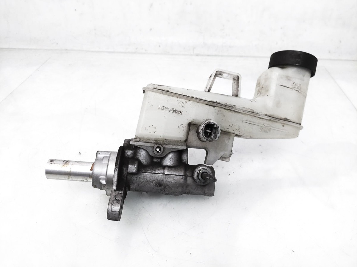 2013-2018 Lexus Es350 3.5L At Fwd Brake Booster Master