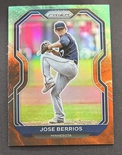 2021 Panini Prizm Jose Berrios Cosmic Haze Prizm  #44 Minnesota Twins Baseball
