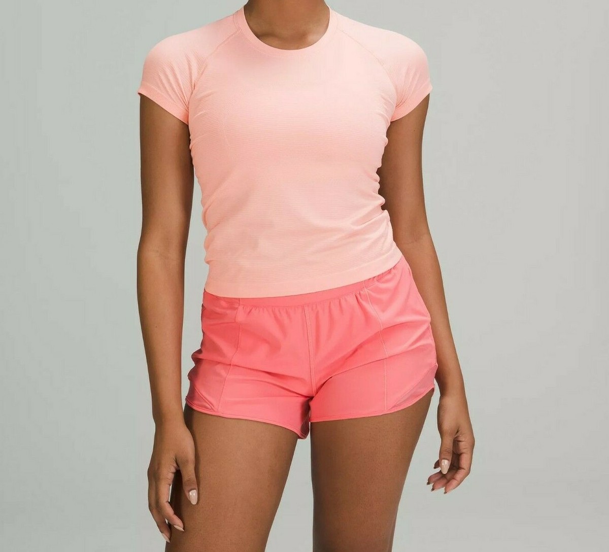 lulu lemon　Swiftly Tech size2　NYC限定　美品 NWT Lululemon Swiftly Tech Long Sleeve 2.0 RACE Length Blue