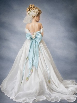 Ashton-Drake Galleries ''Summer Dream'' Porzellan Braut Puppe - Sandra Bilotto