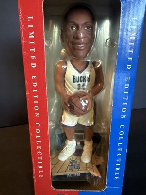 Vtg Ray Allen Bucks Bobblehead Doll Legends of the Court NIB