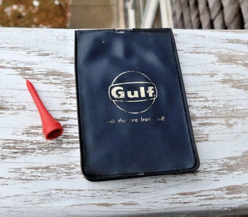 LOT Vintage Gulf Gas & Oil Collectibles Note Pad Book Golf Tee Red LOOK WOW NR