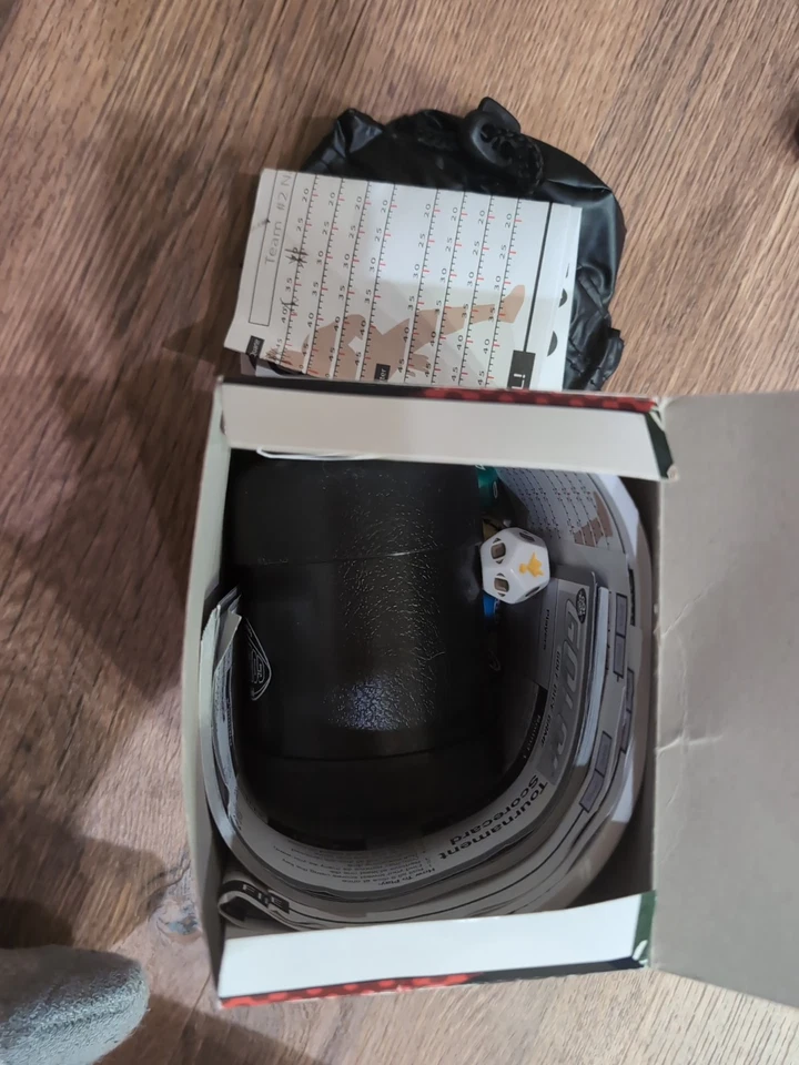 GO LONG Football Dice Game Zobmondo Complete - Image 2 of 2