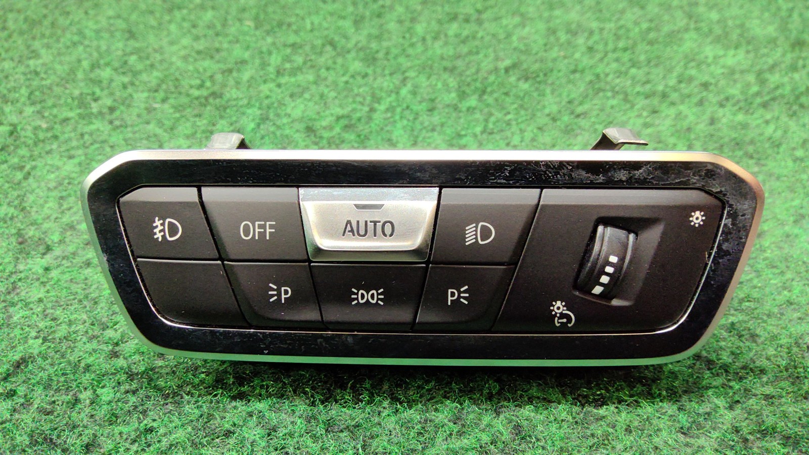 2019-2023 BMW X5 Dash Headlight Fog Light Switch OEM 61315A16B02