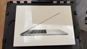Apple MacBook Pro 15-inch Model No. A1707. Empty Box Only!
