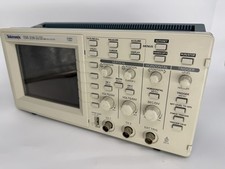 Tektronix TDS 210 Digital Storage Oscilloscope   60 MHz, 1 GS/s, 2-Channel