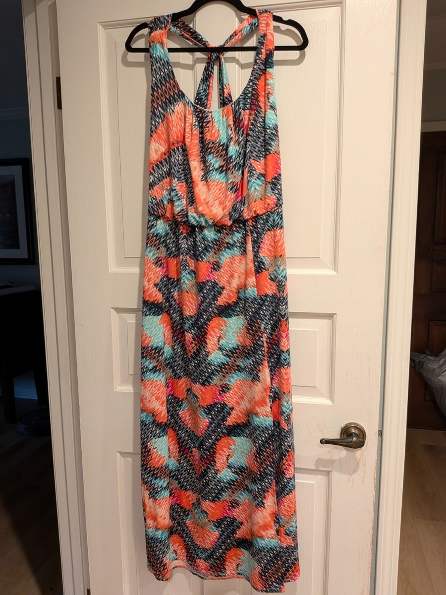 trixxi halter dress Stretch Maxi Neck, Patterned Dress 1X product_family:BEBE2297