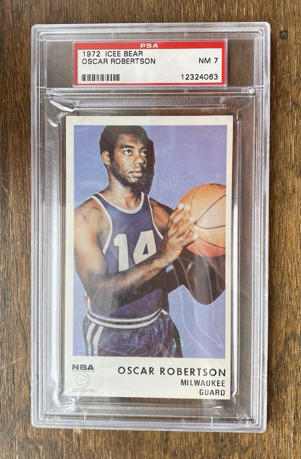1972-73 ICEE BEAR BASKETBALL HOF OSCAR ROBERTSON PSA 7
