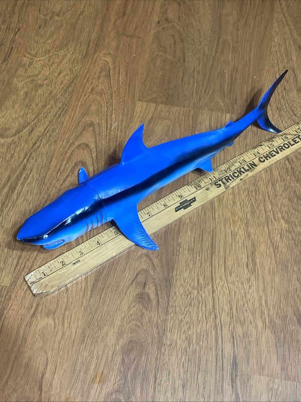 Vintage GREAT WHITE Shark ~ 16" Rubber Blue ocean Sea Creature