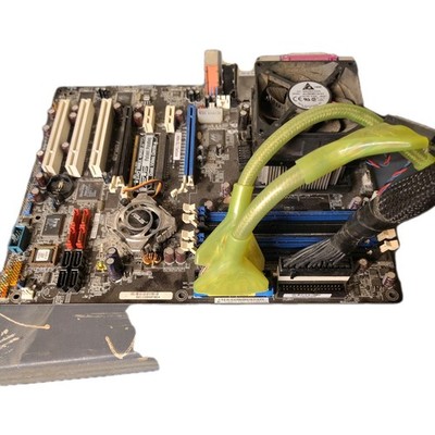 ASUS A8N-SLI Deluxe ATX Motherboard SATA with amd athelon 64 CPU 