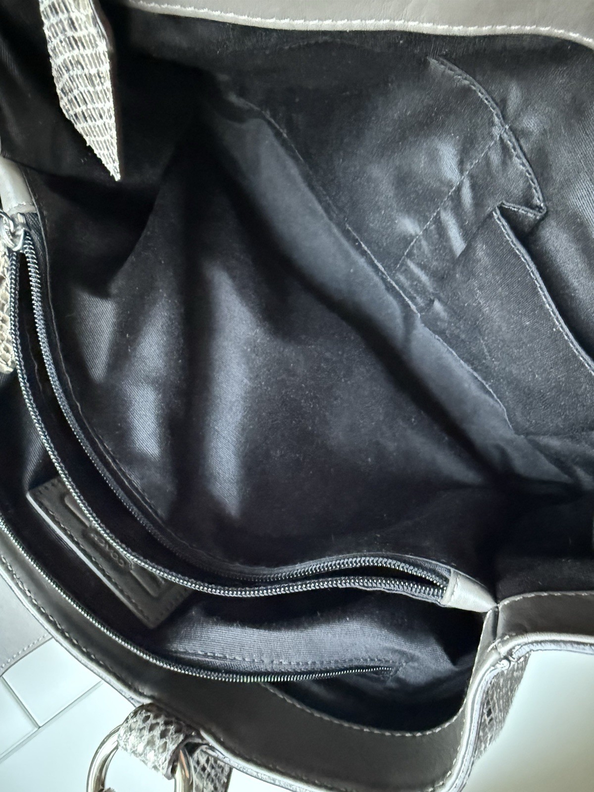 EUC Coach Python Embossed Leather Carryall Tote G… - image 8