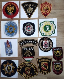 Konvolut Ärmelabzeichen Feuerwehr Firefighter Patches International
