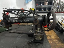 SINGER 29-4 Short ARM SEWING Machine Cobbler Patcher Leather