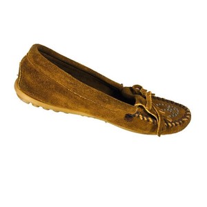 minnetonka peace sign moccasins
