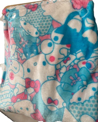 Hello Kitty and Friends Sticking Together Cloud Throw/Blanket 60 x70  New!