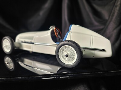 CMC Mercedes 1934 W25 Silver & White Set 1:18 Scale Inv. #2790
