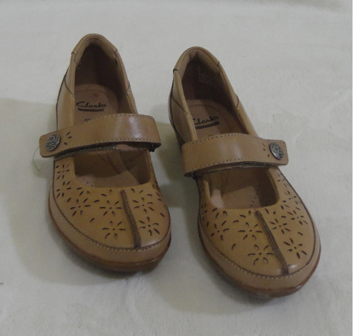 Clarks hotsell everlay bai