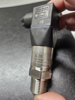 Wika Pressure Transmitter S20 2.5 Bar 20ma 35v 1/2 Inch Conection pn#67227052
