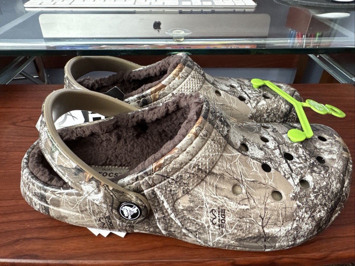 Crocs Classic Fuzz Lined Realtree Edge Clogs Multicolor 205377-280  Mens Size 4 Crocs Classic Real Tree APX Lined Clogs | Academy main image 4