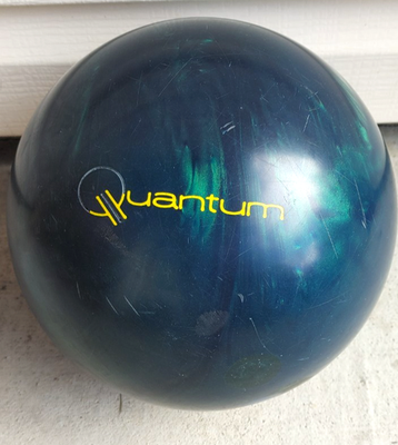 Vintage Brunswick Quantum 12lbs Bowling Ball Green Pearl Swirl 12