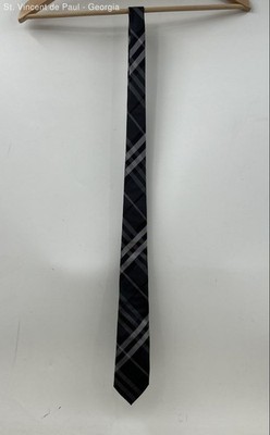 VTG Burberry London 59'' 100% Silk Black Gray Scale Striped Classic Pointed Tie
