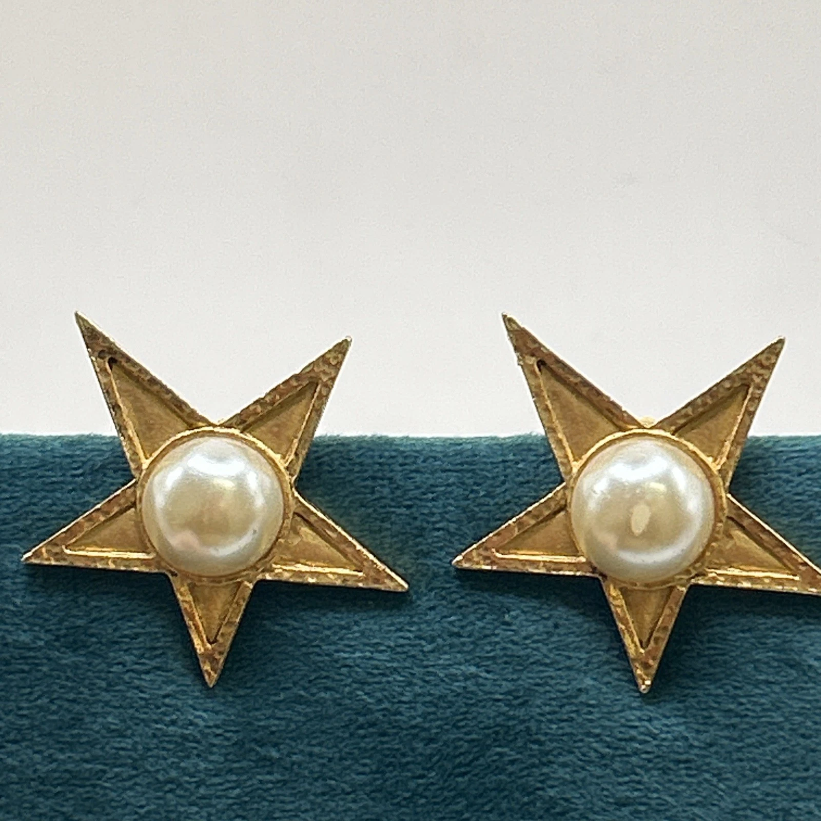 Boucle D’oreille vintage fantaisie Doré Et Perles Clips