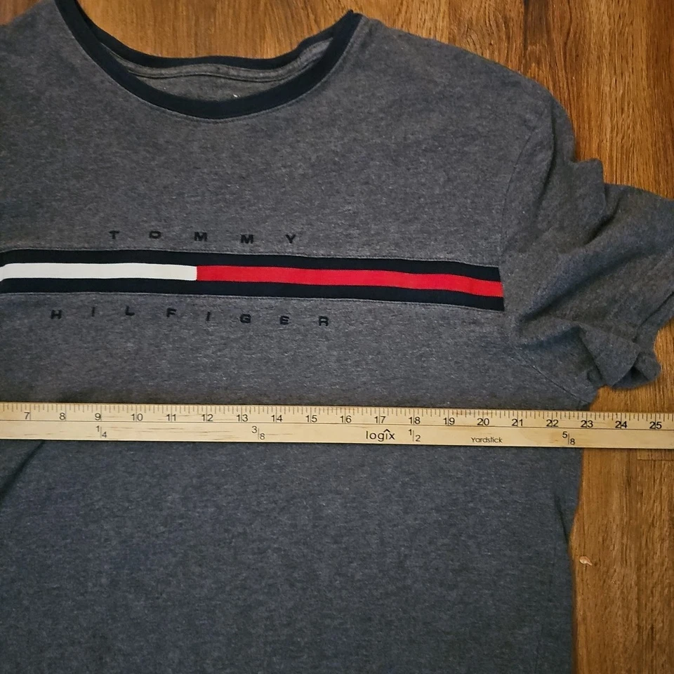 Camiseta de colección Y2K Tommy Hilfiger gris jaspeado para hombre talla XL 100 % algodón peso pesado Foto 2 de 4