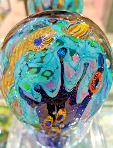 "RARE" LINDSAY Art 2013 Signed Paper-weight "Undersea Adventures" 6" H x 3.5" W - Picture 6 of 9