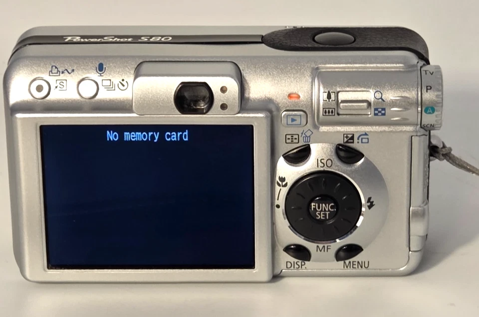 Cámara digital compacta Canon PowerShot S80 8 MP 3,6 zoom estuche plateado negro Foto 3 de 4