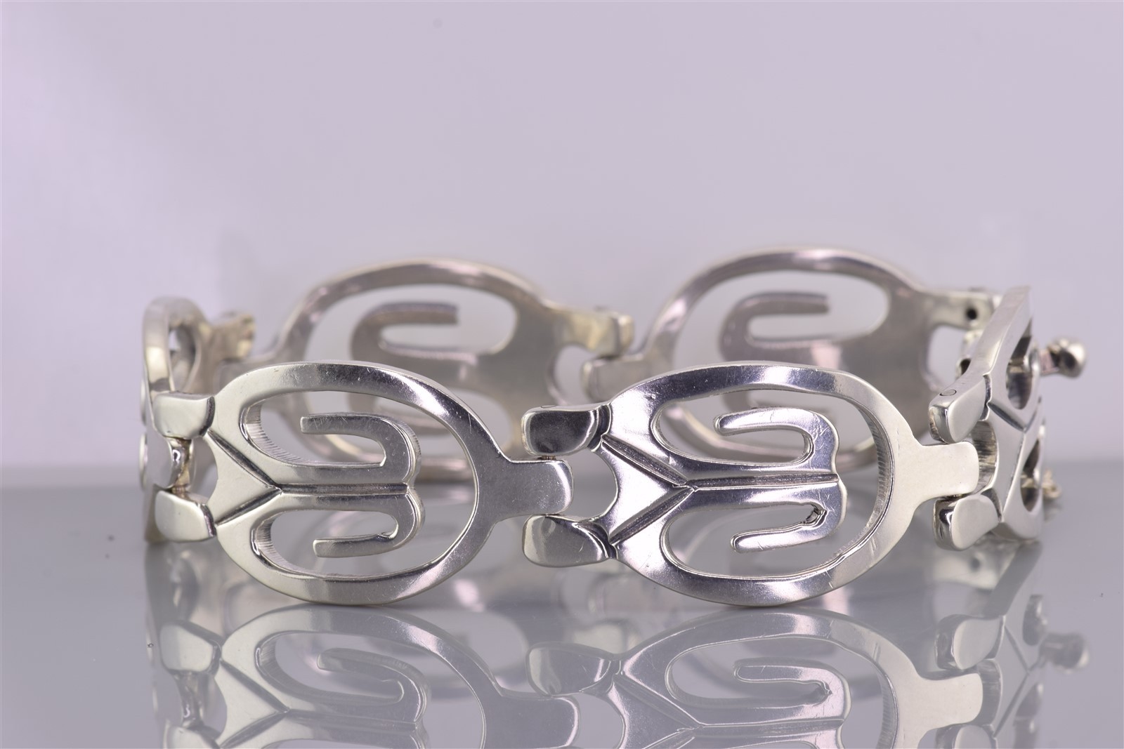 Sterling Silver 19mm Solid Openwork Hinged Statem… - image 6