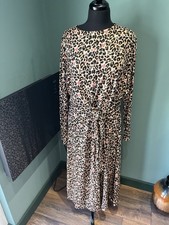 Ladies Size 22 Dress From Simply Be - New With Tags - Animal Print - Supersoft