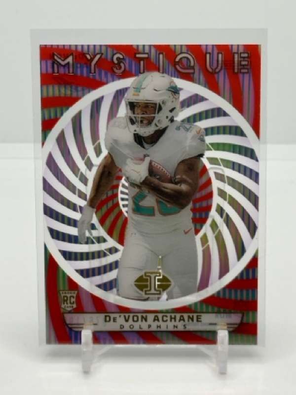 2023 Panini Illusions #9 De'Von Achane Mystique Red #/199