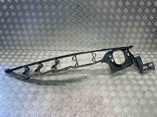 BMW X6 E71, E72 Kotflügelhalter vorne rechts 7157990 3.00 Diesel 225kw 32459683